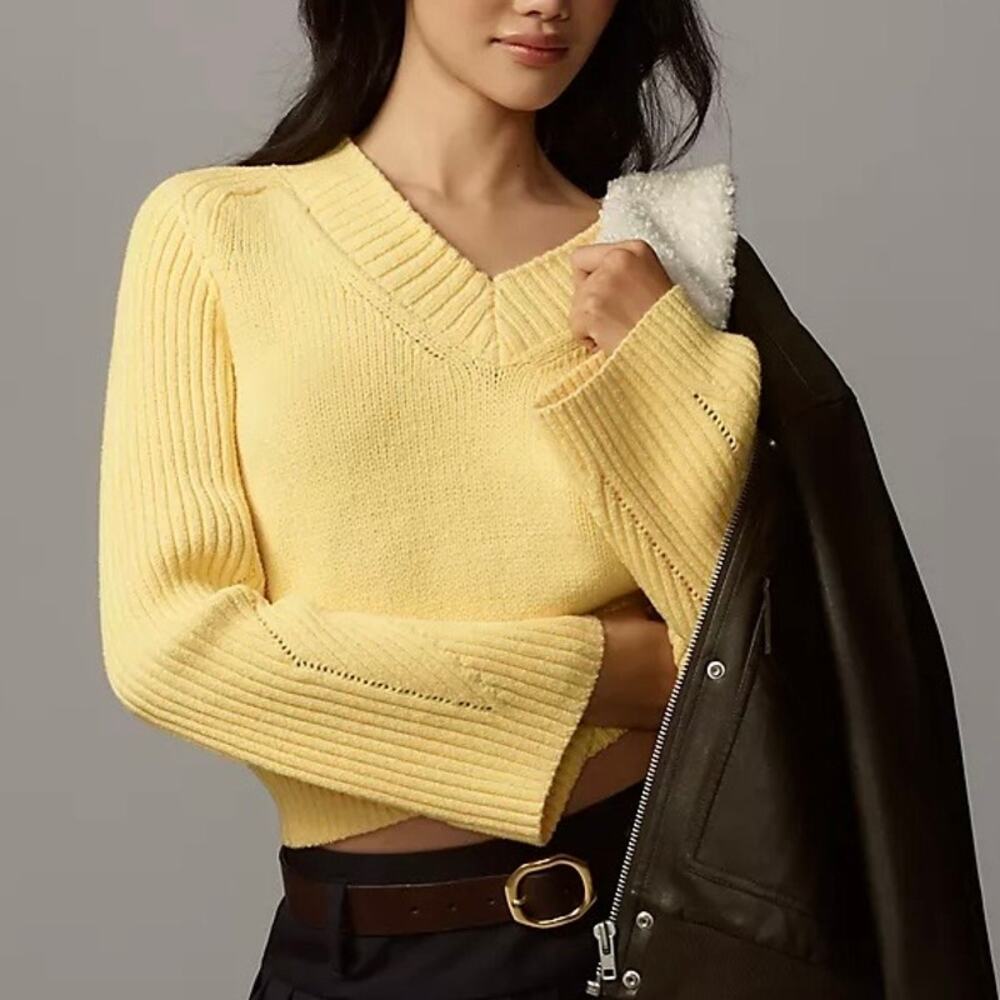 By Anthropologie Bell-Sleeve V-Neck Cropped Knit Sweater XS